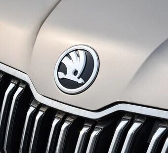 Znak, logo, značka na kapotu a kufor Škoda a BMW