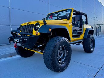 JEEP WRANGLER 3.8l - 2 DOOR YELLOW - Možná výmena