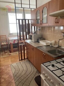 ZNÍŽENÁ CENA - Predaj 3 - izbový moderný byt s dvomi balkón