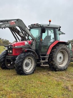 Traktor Massey ferguson