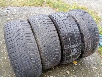 Zimné pneumatiky Pirelli 215/55 R17