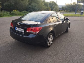 Chevrolet cruze 1, 6 benzín 83kw...rv.2010