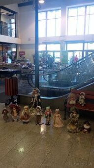 Porcelánová zbierka bábik - /veľmi hodnotná/