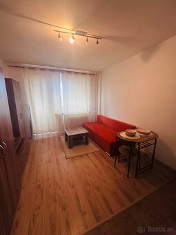 Garsonka v Kosiciach - 1