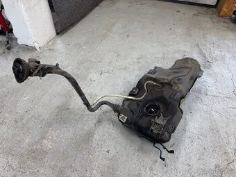 Nadrž + čerpadlo octavia iii 1.6 tdi 85kw