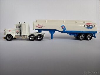 MATCHBOX CONVOY - PETERBILT  TANKER PEPSI