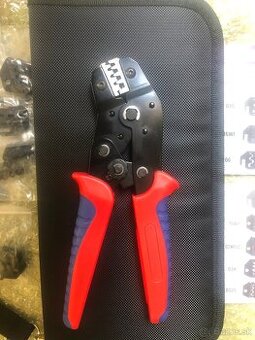 Krimplovací klešte