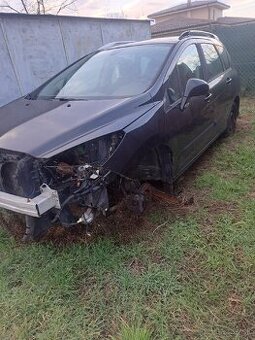 Rozpredam na nd peugeot 308