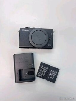Kompaktný digitálny fotoaparát - Canon EOS M200
