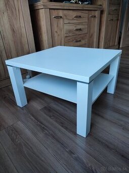 Biely konferenčný stolík 70x70cm
