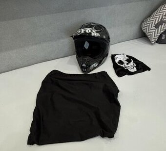 motokrosová prilblba Fox-ako nová