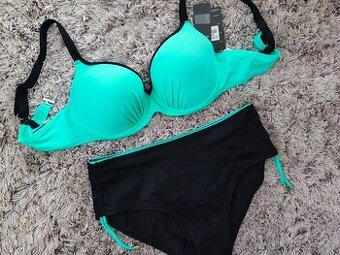 Dvojdielne plavky pre plnoštíhle. XL,4XL,5XL. Mätovo čierne