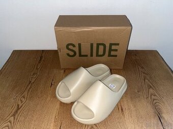 Yeezy Slide Pure - NOVÉ - EU 43