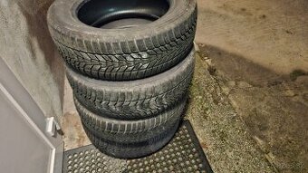Zimné pneumatiky Hankook 225/60 R17, DOT2021