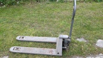 Paletový vozík Desta