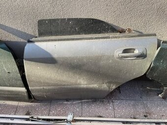 Dvere na Subaru Impreza Vagon 2005