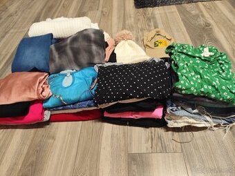 Balík dámskeho oblečenia S/M 50ks