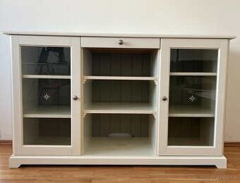 Komoda Hemnes