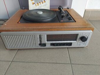 Gramoradio Tesla idyla