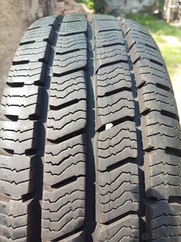 195/70 R15 C M+S Barum 104/102R
