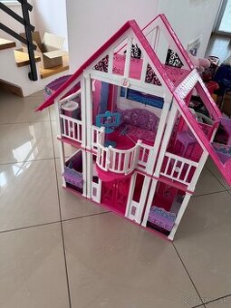 Barbie dom