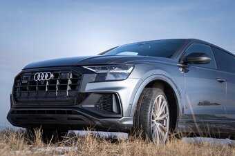 Audi Q8 S-Line 55 TFSI quattro tiptronic