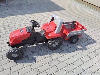 Šlapací traktor
