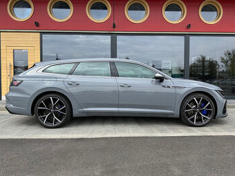 VW Arteon Shooting Brake R 2.0 TSI 235kW 4Motion DSG s ťaž.
