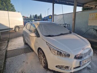 Kia ceed 1.4 crdi 66kw