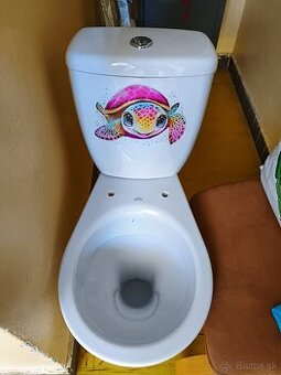 Wc s vodorovným odpadom