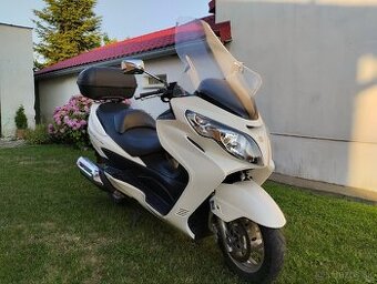 Predám Suzuki burgman AN 400