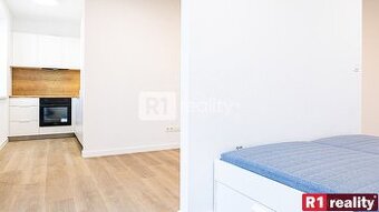 Nový 1 izbový byt 37 m2+ 4 m2 balkón, výťah + parking, Piešť