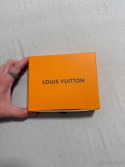 Louis Vuittion penazenka hneda