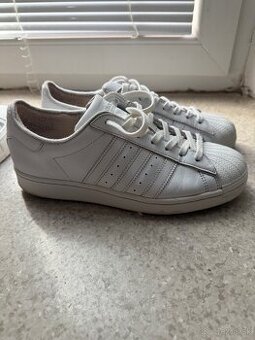 Tenisky adidas superstar