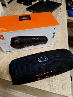 Jbl charge 5 ako novy