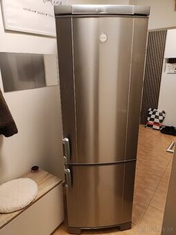 Chladnička Electrolux