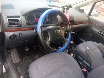 Predám Vymením Seat Alhambra 1.9tdi85kw 2001 ,,356000km