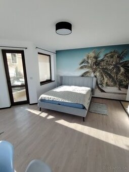 Novozrekonštruovaný apartman Slnečné Pobrežie, Bulharsko