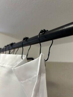 Háčiky na sprchovy záves