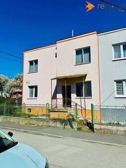 4 izbový byt - mezonet, Pribinova ulica, Sečovce