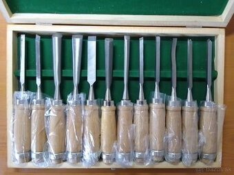 Predám sadu rezbárskych dlát na drevo.