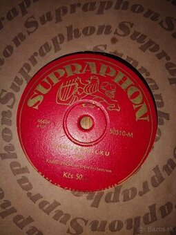 Stare platné a gramofóny na kluku