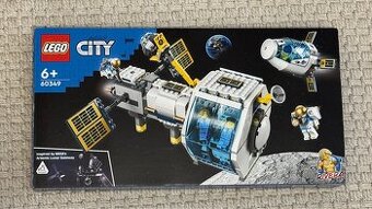LEGO 60349 - Moon Space Station