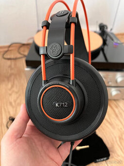 AKG K 712 Pro