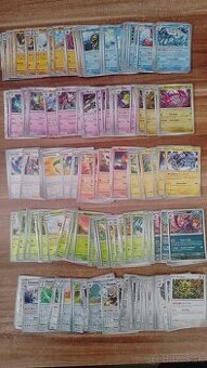 Predám original Pokemon kartičky 250ks
