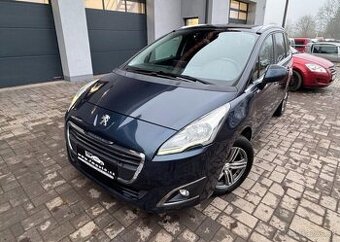 Peugeot 5008 1.6 HDi Panorama, 7 míst nafta manuál 84 kw