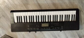 Predám elektronický klavír.