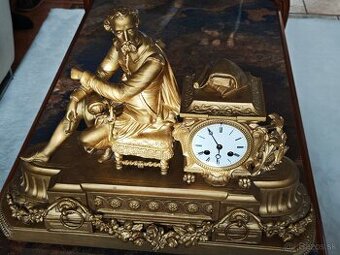 Starožitné hodiny na podstavci - P. H.Mourney