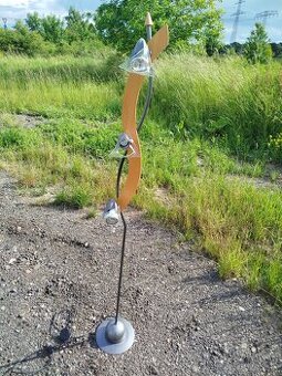Predám stojacu lampu