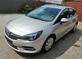 Opel Astra 1.2 Turbo benzín 81kW 2021 - 1